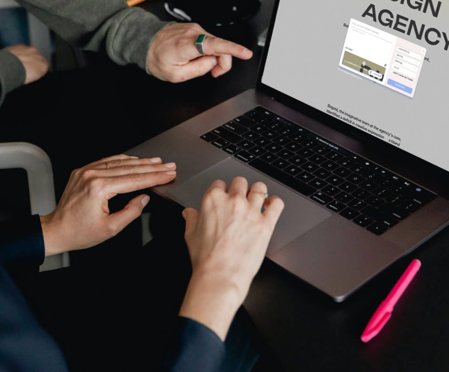 image of people working in agencies